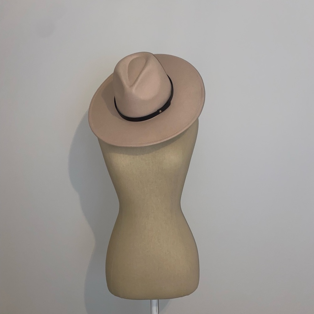 Forever 21 hat